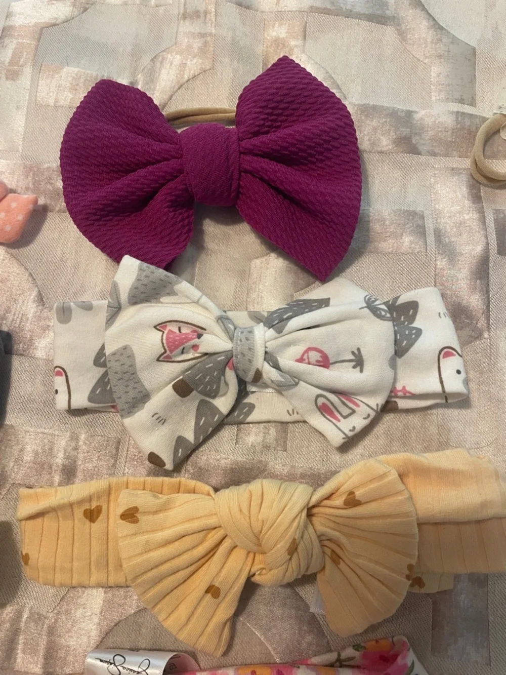 Baby girl Elastic Headband lot 0-18m floral, solid, daisies, solid, hearts, bows